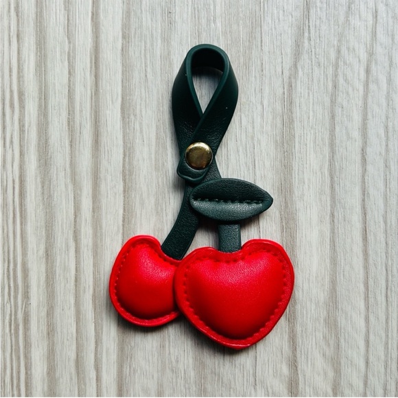 🍒 2 Cherry Heart Pendant Charms Classic & Pastel NWT - Picture 3 of 11